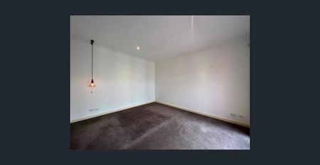 Three Bedroom Home in a Tranquil Development - Photo 5