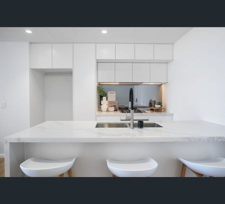 204/24 Mary Street, Shellharbour, NSW 2529 - Photo 2
