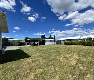 Park Road South, Akina - Photo 1