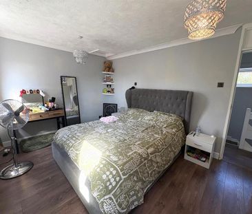 3 bedroom house to rent - Photo 3