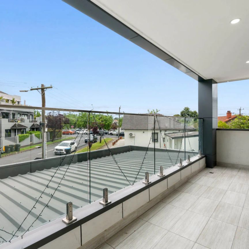 Unit 2/2 Pitches Street, Moonee Ponds. - Photo 1