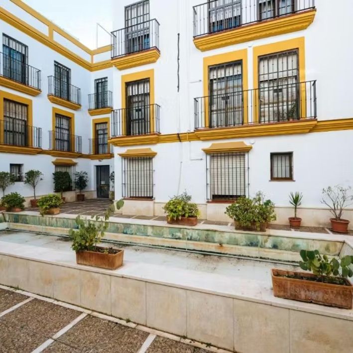 Calle Alfonso XII, Sevilla, Andalusia 41001 - Photo 1