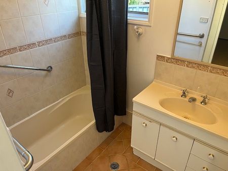 Private Villa Home - Photo 4