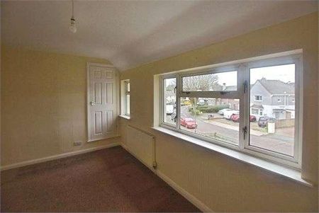 East Pafford Avenue, Torquay, Devon, TQ2 - Photo 3
