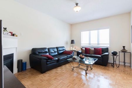 For Lease - 144 Greenview Circle, Vaughan, Ontario - Photo 4