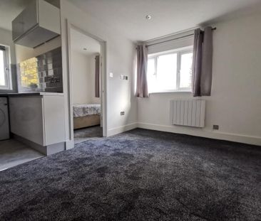 2 bedroom maisonette to rent - Photo 1