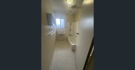 Snug and Comfortable Unit - Salisbury East - Photo 3
