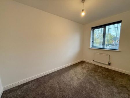 3 bedroom semi-detached house to rent - Photo 3
