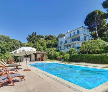 SUPERBE VILLA MODERNE AVEC VUE MER AU CAP D'ANTIBES - Photo 5
