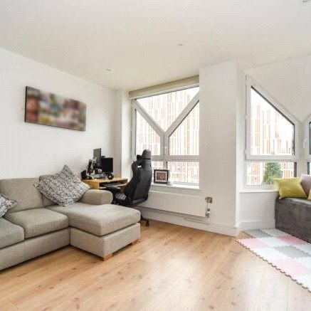 2 bedroom property to rent - Photo 1