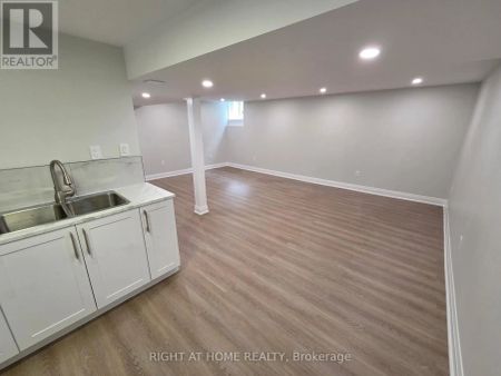 6245 MILLERS GROVE - Photo 4