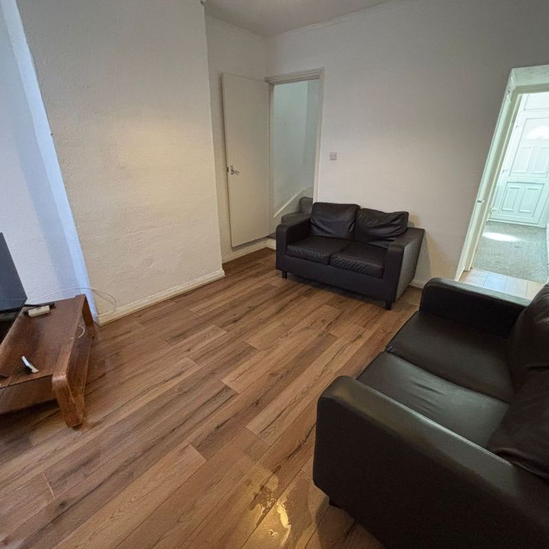 98 Paget StreetLoughborough - Photo 1