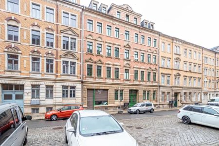 "Anders" wohnen im sanierten Altbau! Perfekt für kleine Familie oder 2'er WG. - Photo 2