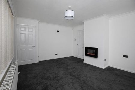 2 bedroom semi-detached house to rent - Photo 2