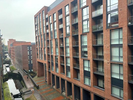 2 bedroom apartment to rent - Photo 1