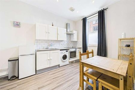 Birchett Road, Aldershot, Hampshire, GU11 - Photo 3