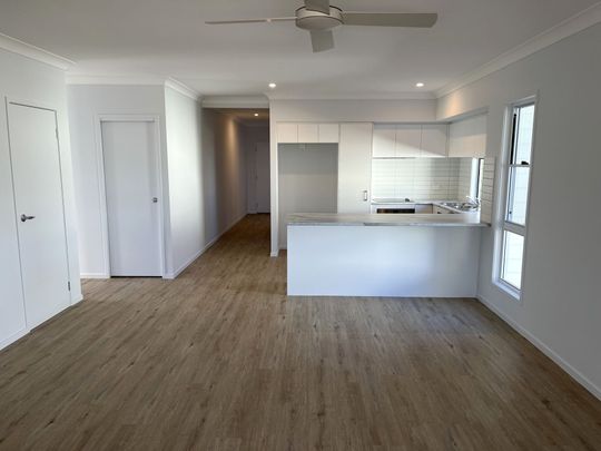 Large Family Home - Photo 1