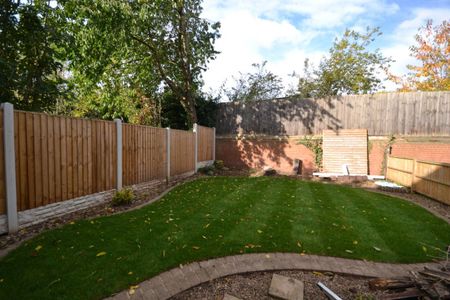 3 bed Semi-Detached House for Rent - Photo 3