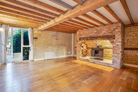5 bedroom barn conversion to rent - Photo 3