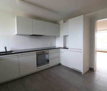 Nähe Mischelicenter- moderne 4 1/2-Zimmer-Maisonette-Wohnung - Photo 2