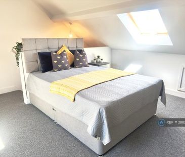 1 bedroom in a house share to rent - Photo 6