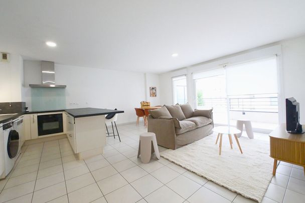 Location Appartement 3 pièces 69m² - Photo 1