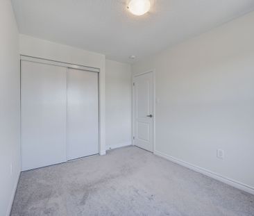 For Lease - 26 QUILLBERRY Close, Brampton, Ontario - Photo 5