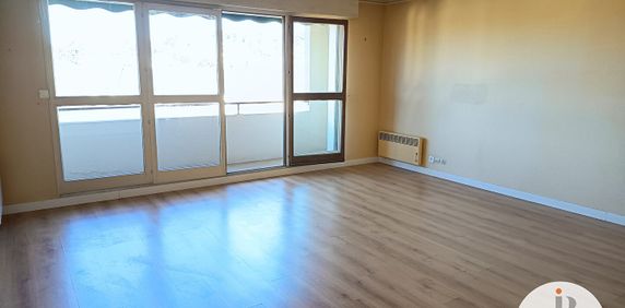 Location Appartement 3 pièces 78m² - Photo 2