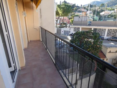Location Appartement 3 pièces 49m² ROQUEBRUNE CAP MARTIN 06190 - Photo 4
