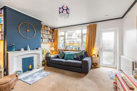 3 bedroom terraced house to rent - Photo 3