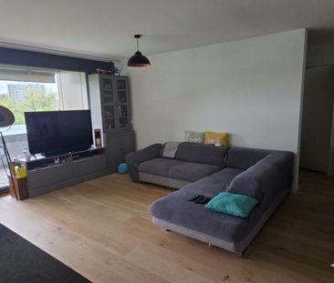 Charment appartement de 3.5 pièces dans un quartier vivant - Photo 4