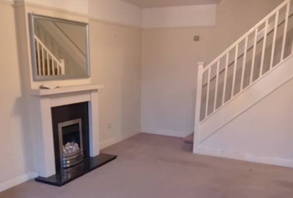 27 Woodhill Avenue, Gainsborough, DN21 1FB - Photo 1