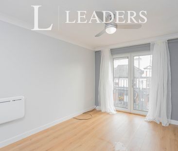 1 bedroom apartment to rent Sussex Court, Ashenground Road, Hayward... - Photo 1