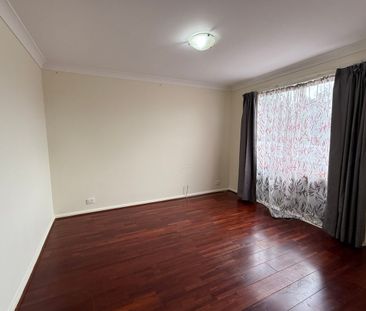 THREE BEDROOM WITH STUNNING VIEWS! - Photo 5