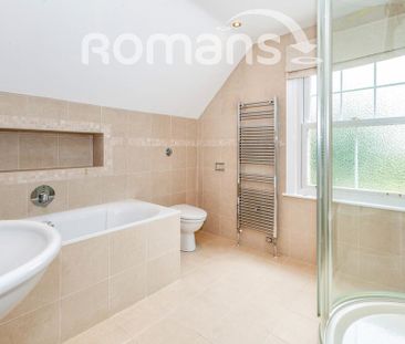 2 bedroom semi-detached house to rent - Photo 3