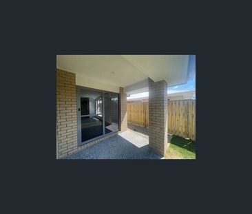 5 Cornerstone Place, Morayfield, Qld 4506 - Photo 3
