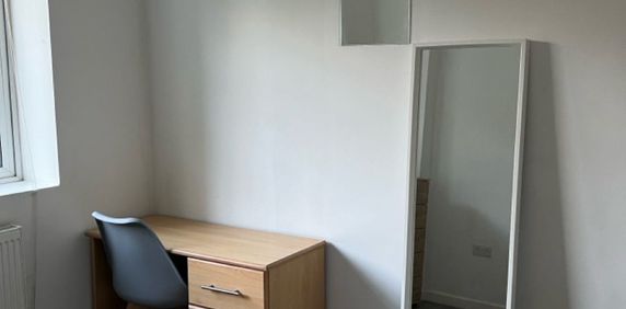 Convenient Living near Bevendean - Photo 2