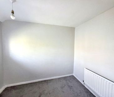 3 bed terraced house to rent in NE5 - Photo 6