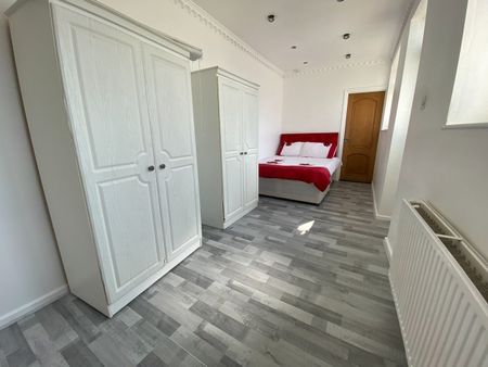 1 Bed Detached House, Fleetwood Road, NW10 - Photo 5