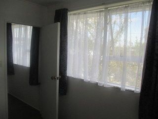 Charming 2BR Unit in Elderslea, Upper Hutt - Photo 4