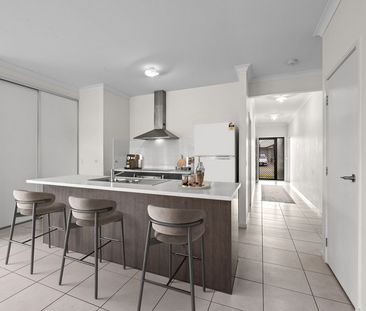 5 Affinity Way, South Ripley QLD 4306 - House For Rent | Domain - Photo 2