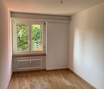 Charmante 4.5 Zimmerwohnung in Adliswil zu vermieten! - Foto 4