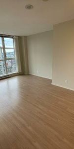 Beautiful Renovated 2 BR+Den+Solarium+2 BA @Bravia Central Downtown! - Photo 4