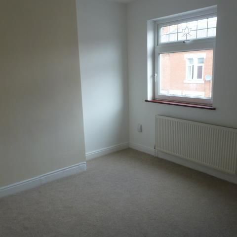 Burder Street - Photo 1