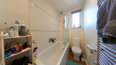 1 bedroom flat to rent - Photo 4