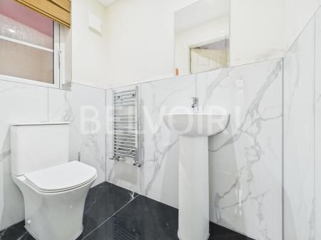 Dorset Crescent, Worting, Basingstoke, RG22 - Photo 2