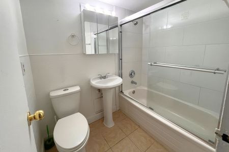 For Lease - 200 Lotherton Pathway Unit# 1211, Toronto, Ontario - Photo 5
