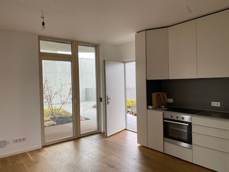 YOUNG & URBAN LIVING - Foto 2