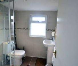 1 bedroom property to rent in Edgware - Photo 4