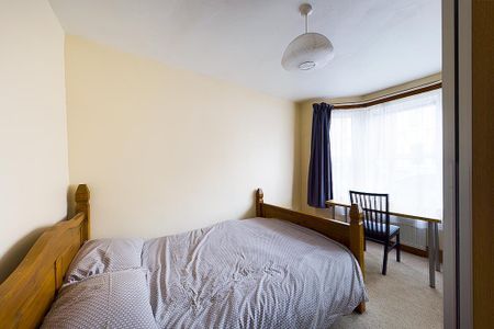 3 bedroom house to rent - Photo 2